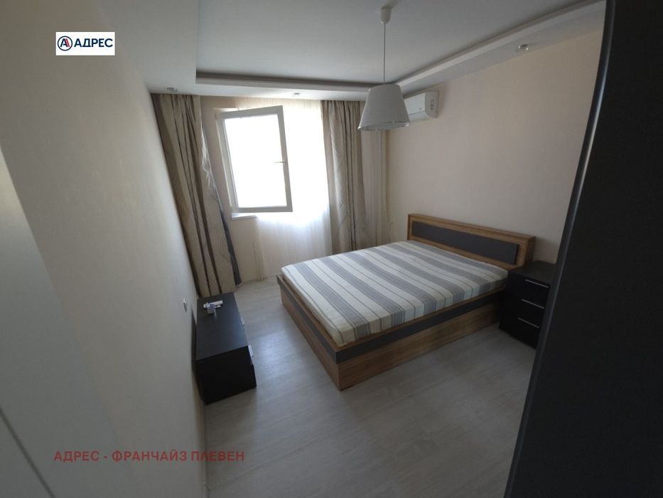 Продава се Двустаен апартамент в Плевен, Широк център - 72 кв.м за 2014 €/кв.м - Снимка #4