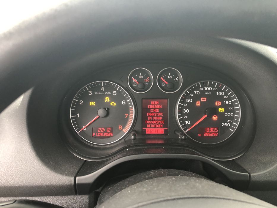 Usa Portiera Audi a3 8p 1.6 mpi BSE stangai dreapta 2007 LY7W COD