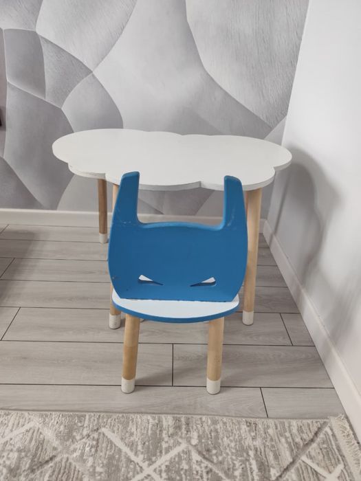 Столик для ребенка