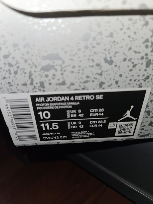Jordan 4 retro SE Craft