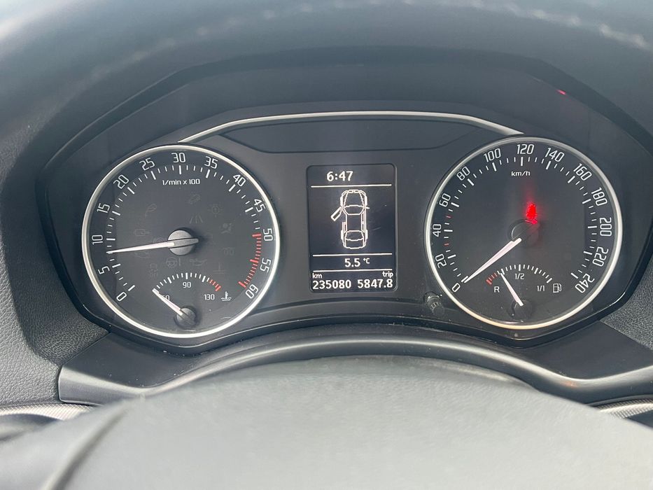 Vând skoda octavia ,1,6 diesel ,an 2013