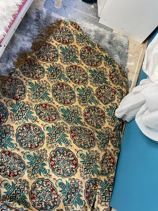 Родобски одеала покривки за маса и легло