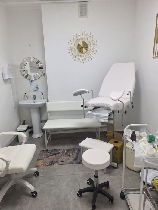 Сдам в аренду медицинский центр