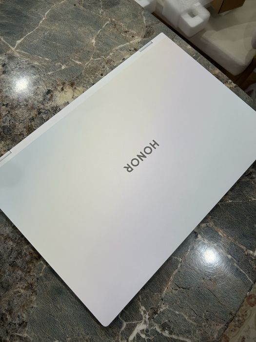 Ноутбук HONOR MagicBook Pro 16 2025 белый