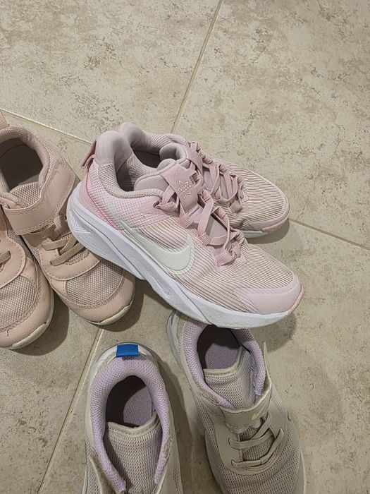 Маратонки Nike 29.5 и НМ 30