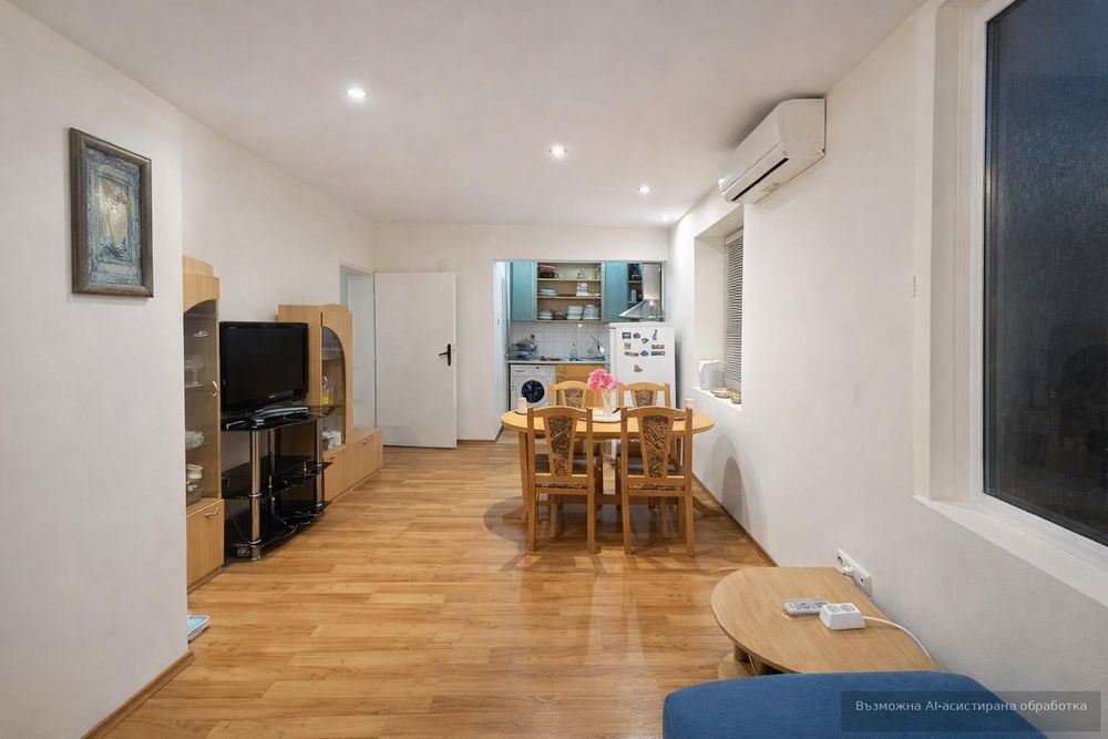 Дава се под наем Етаж от къща в Варна, Левски - 65 кв.м за 500 € - Снимка #1