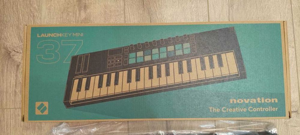 Novation Launchkey Mini 37 MK4