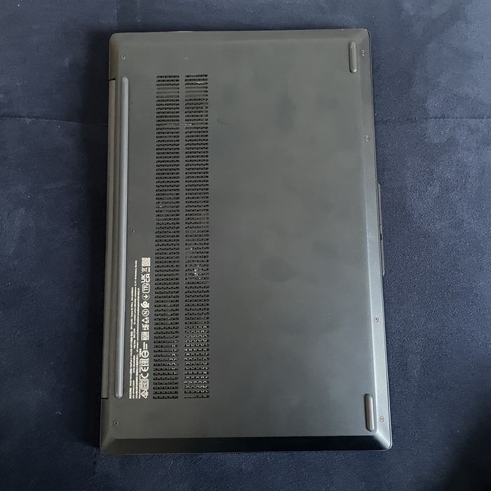 Lenovo IdeaPad 5 – Ryzen 5 5500U / 16GB RAM / 5000GB SSD