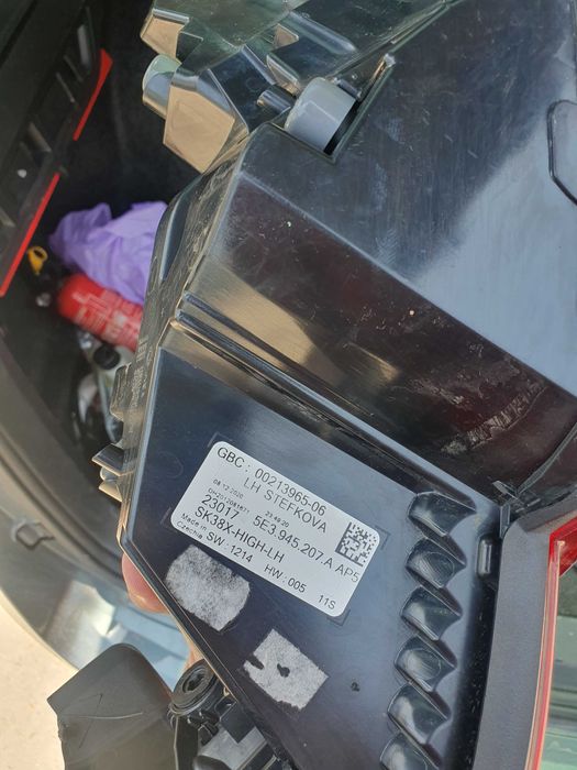 Заден ляв стоп Шкода Октавия 4 / Skoda Octavia IV