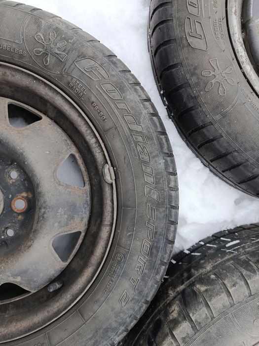 Продам летнюю резину с дисками