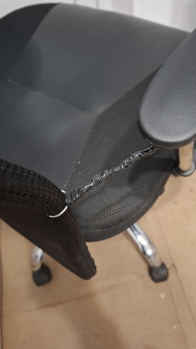 Офис стол – здрав, стабилен и в отлично състояние