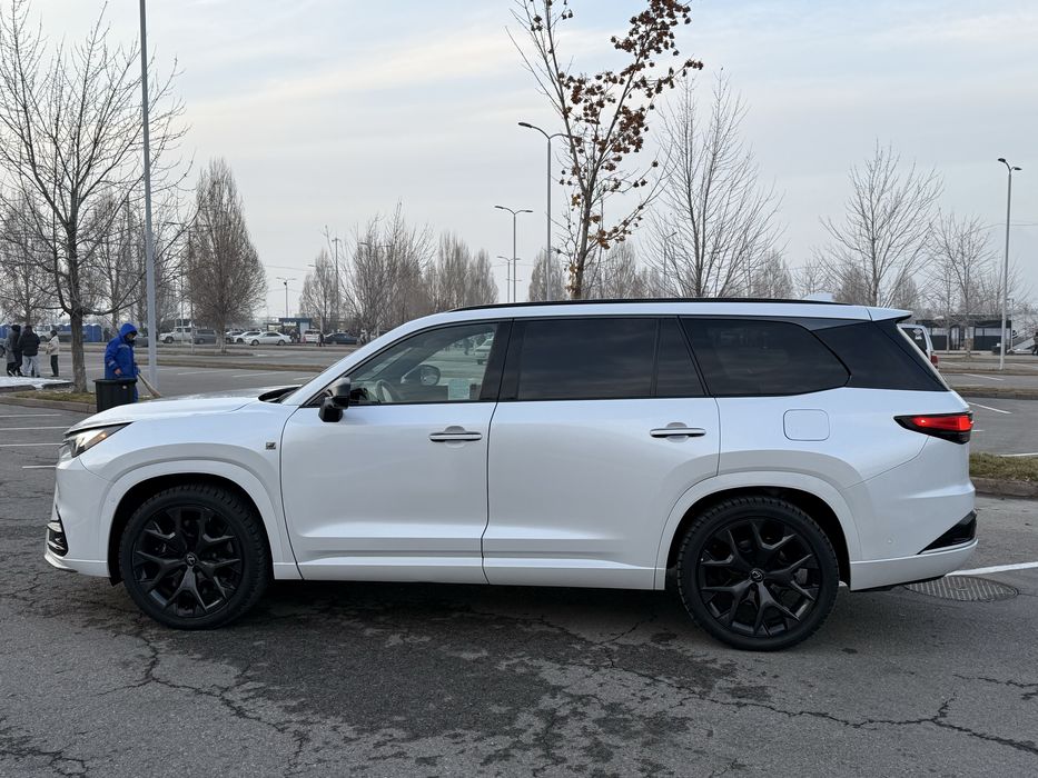 Lexus TX500h F sport