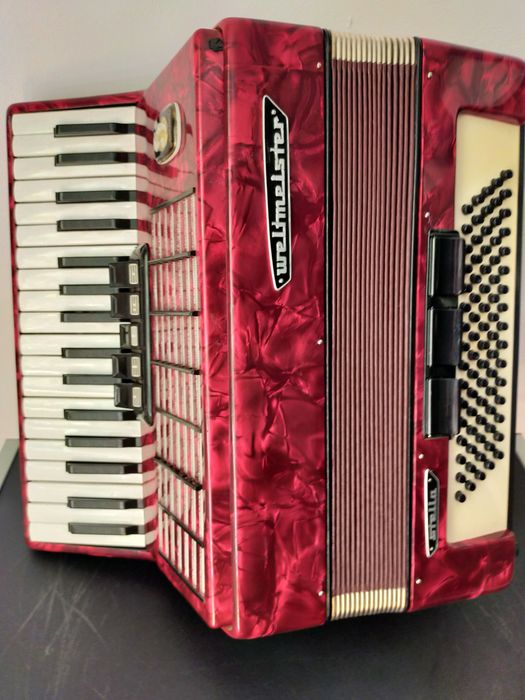 Vănd acordeon weltmeister stela 80 b