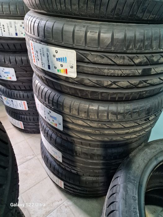 245 45 19  Maxxis Maxxis VS5 Замъка Ямбол