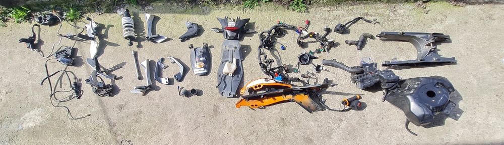vand piese ktm duke 2010-2012