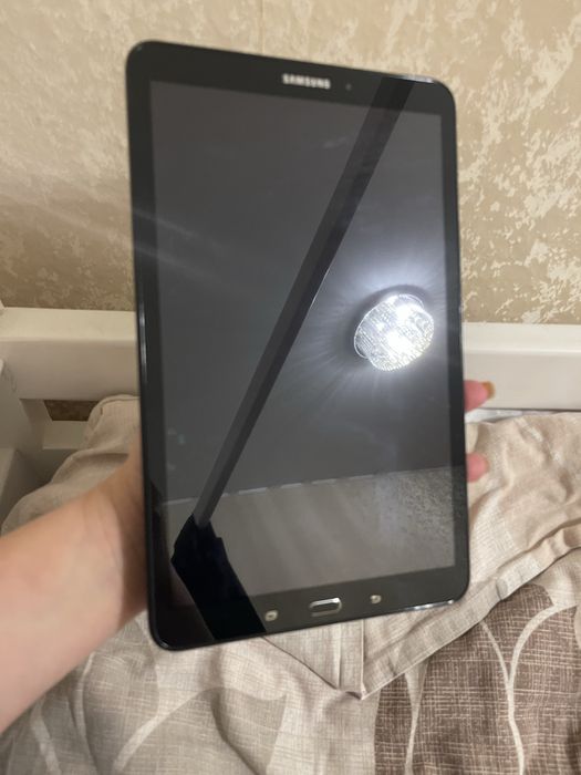 Продам планшет Samsung