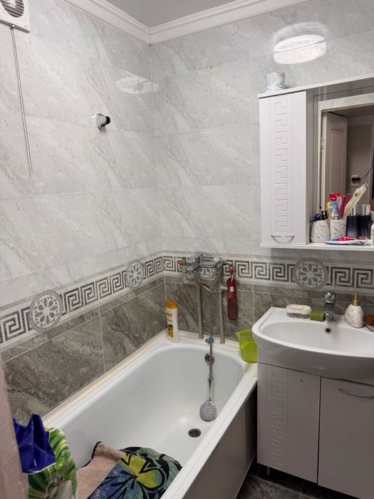 Продам 4-х комнатную квартиру