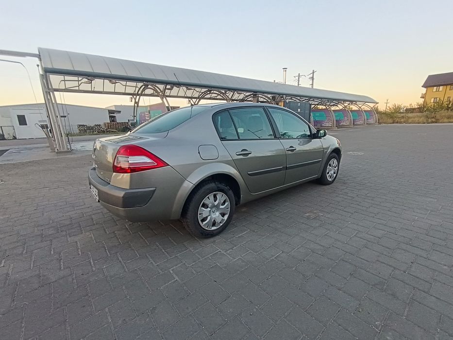 Renault Megane 2 Sedan 1.6 16V, 2007, 156.000 km, Climatronic, 2 seturi roți