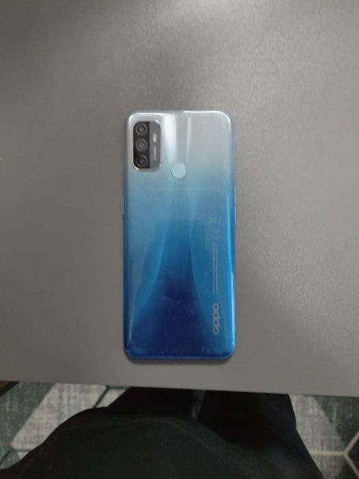 Продам смартфон  oppo a53