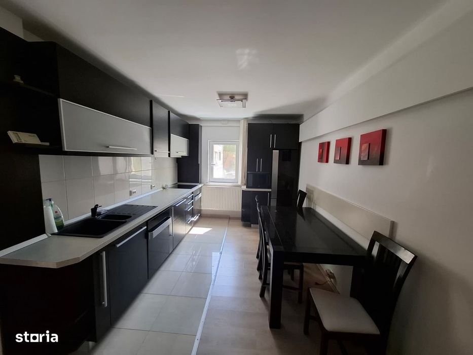 Str. Hortensiei – chirie apartament cu 3 camere, decomandat, etaj 1 — fotografia 3