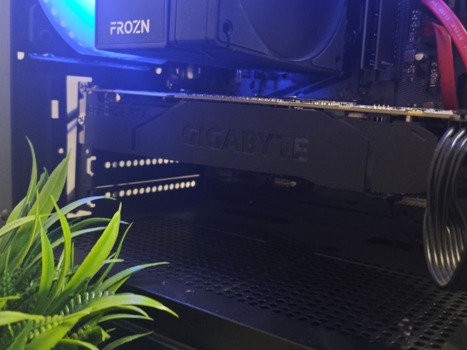 Продам видеокарту RTX 2080 turbo