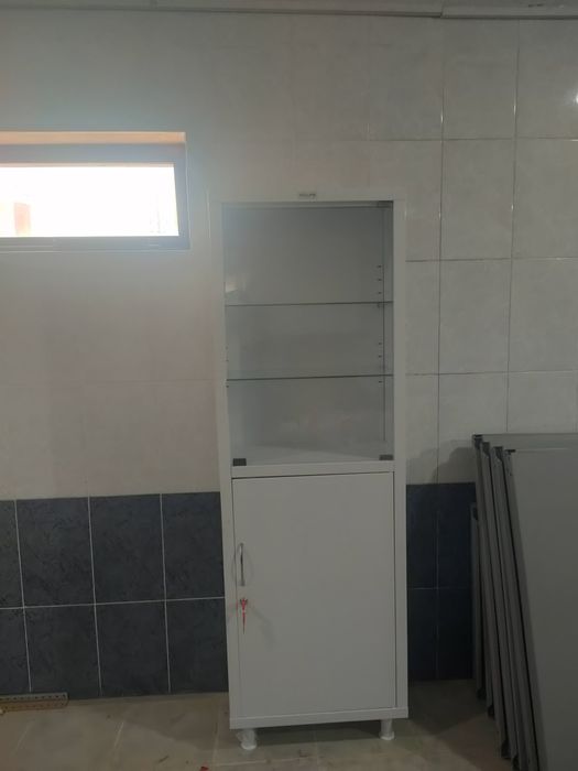 Продам шкаф медицинский