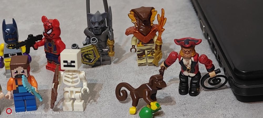 Фигурки Лего. Все за 6000