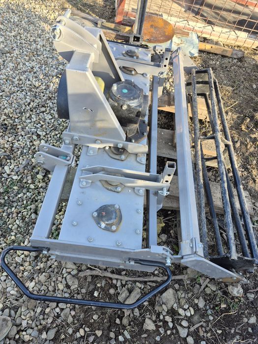 Vând grapa rotativă