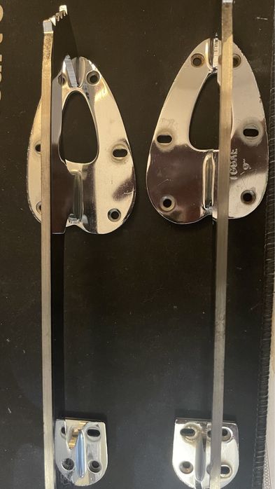 Blades  / lame John Wilson