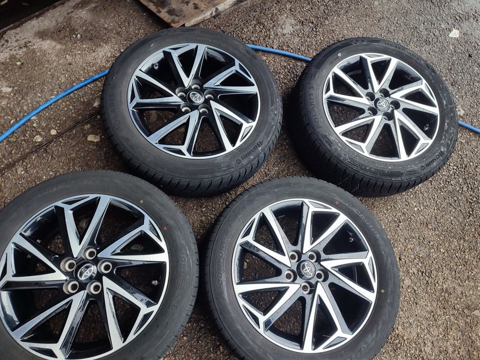 16" оригинални алуминиеви джанти за Toyota Yaris hybrid.