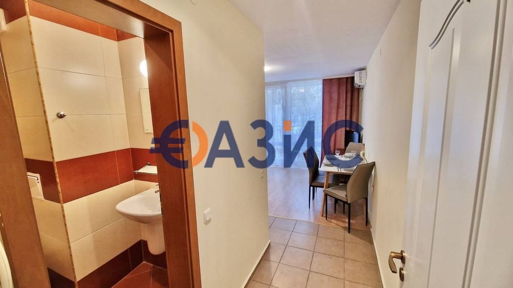 Продава се Тристаен апартамент в к.к. Слънчев бряг - 84 кв.м за 923 €/кв.м - Снимка #3
