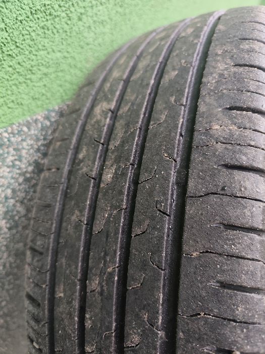 Продават се гумите