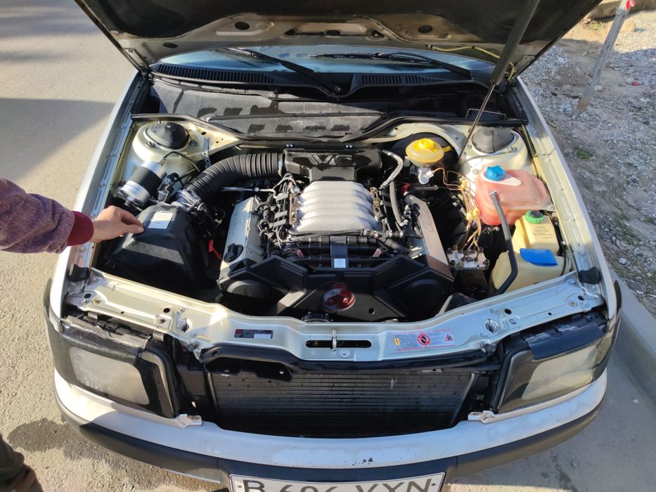 Ауди с4 1991г 2.8