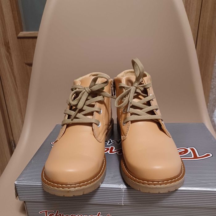 Страхотни  обувки естествена кожа  на ниска цена