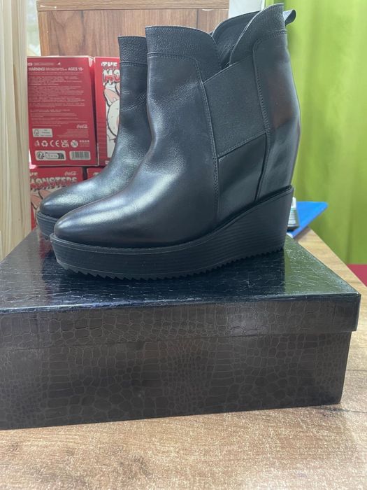 Продам ботильоны осенние