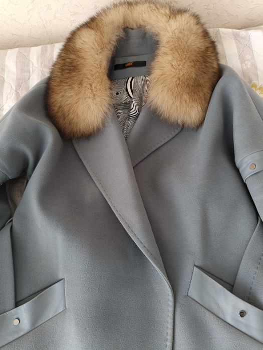 Пальто Турция с мехом, рукава съёмные 3/4, отличное состояние