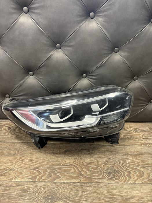 Renault Kadjar led десен фар фарове