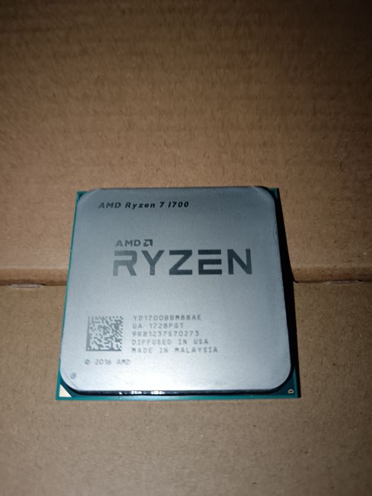 Procesor AMD Ryzen 7 1700