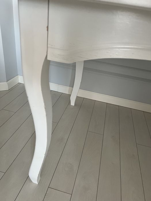 Гостевой стол со стульями