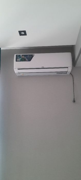 Konditsioner o'rnatish xizmat