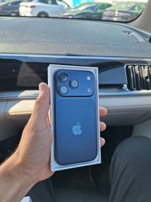17 Pro 256Gb Blue 100% в идеале! Sim + e sim