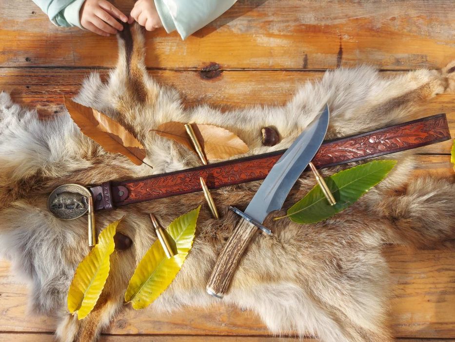 Ръчно изработени Ловни колани