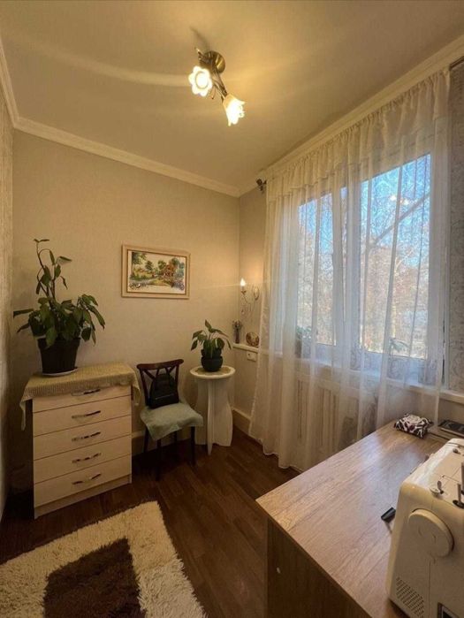 2 комнатная переделанная в 3. Чиланзар 17. Ор-р Парламент