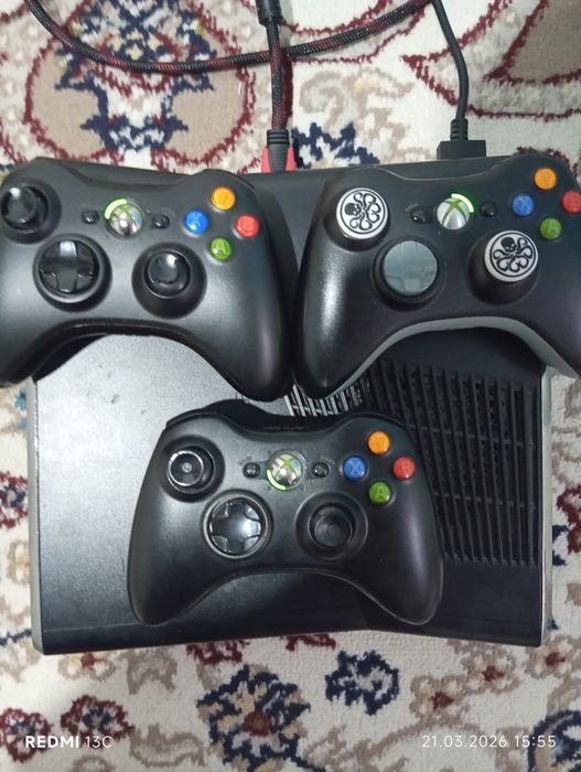 Xbox 360 slim 250gb 3 ta jostik va kinect