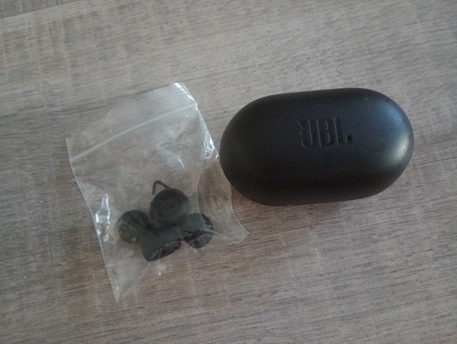 Безжични слушалки JBL Tune 115 TWS
