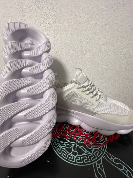 Vand Versace Chain Reaction