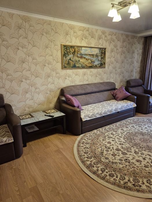 Сдам 3 ком.кв центр