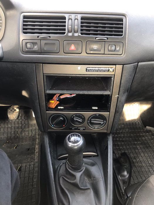 Vw bora 1.6 16V НА ЧАСТИ