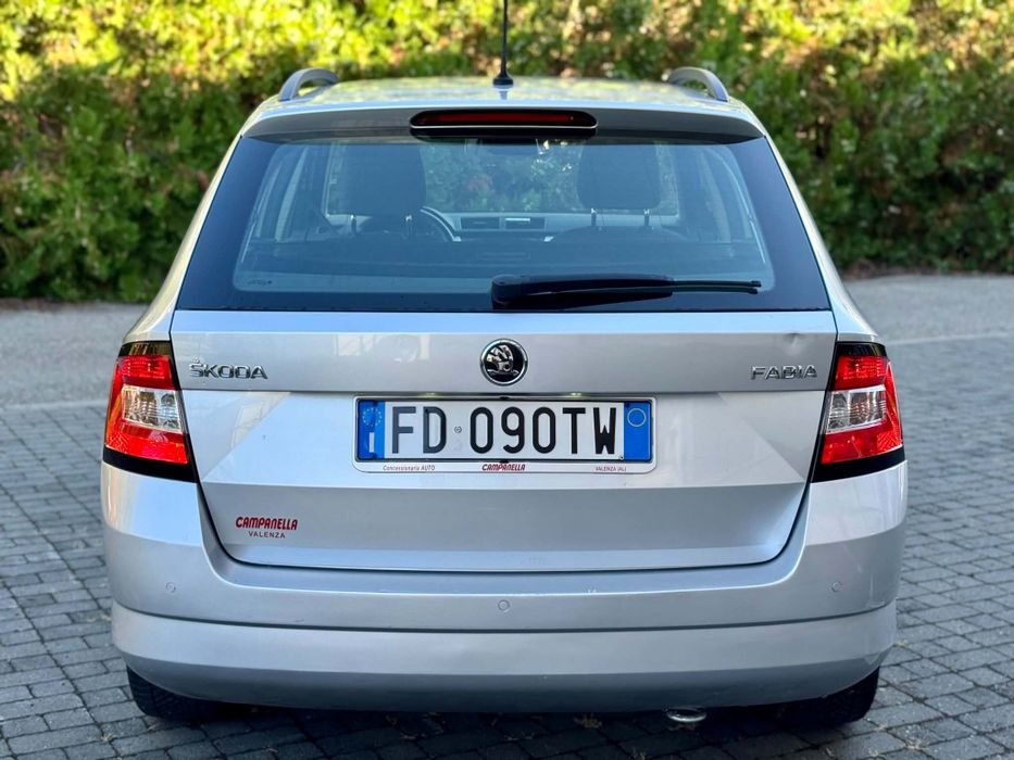 SKODA Fabia 2017 — imagine 5