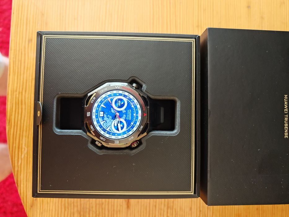 Huawei watch ultimate 2- почти като нов